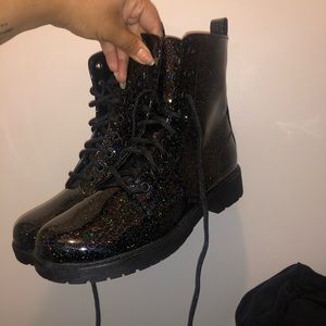 Wonder nation glitter boots